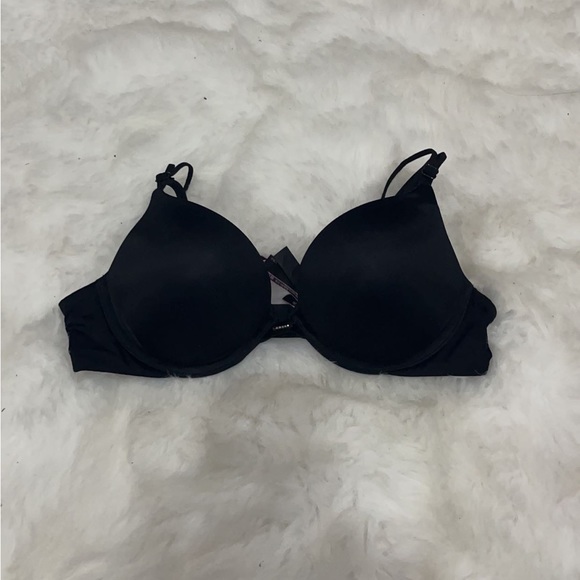 Victoria Secret push up - 34B - Picture 1 of 2